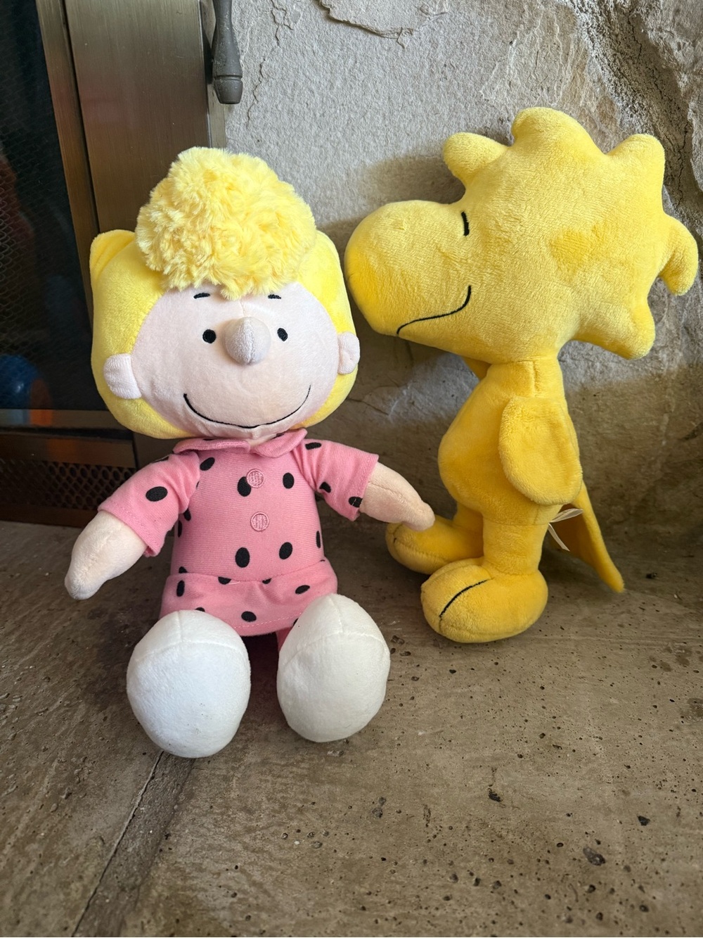 Cedar Fair Sally and Peanuts Plush Dolls - Yellow Woodstock & Pink Sally